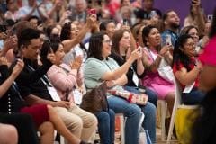 Attendees Watch Buddy Valastro Demo at IBIE 2022