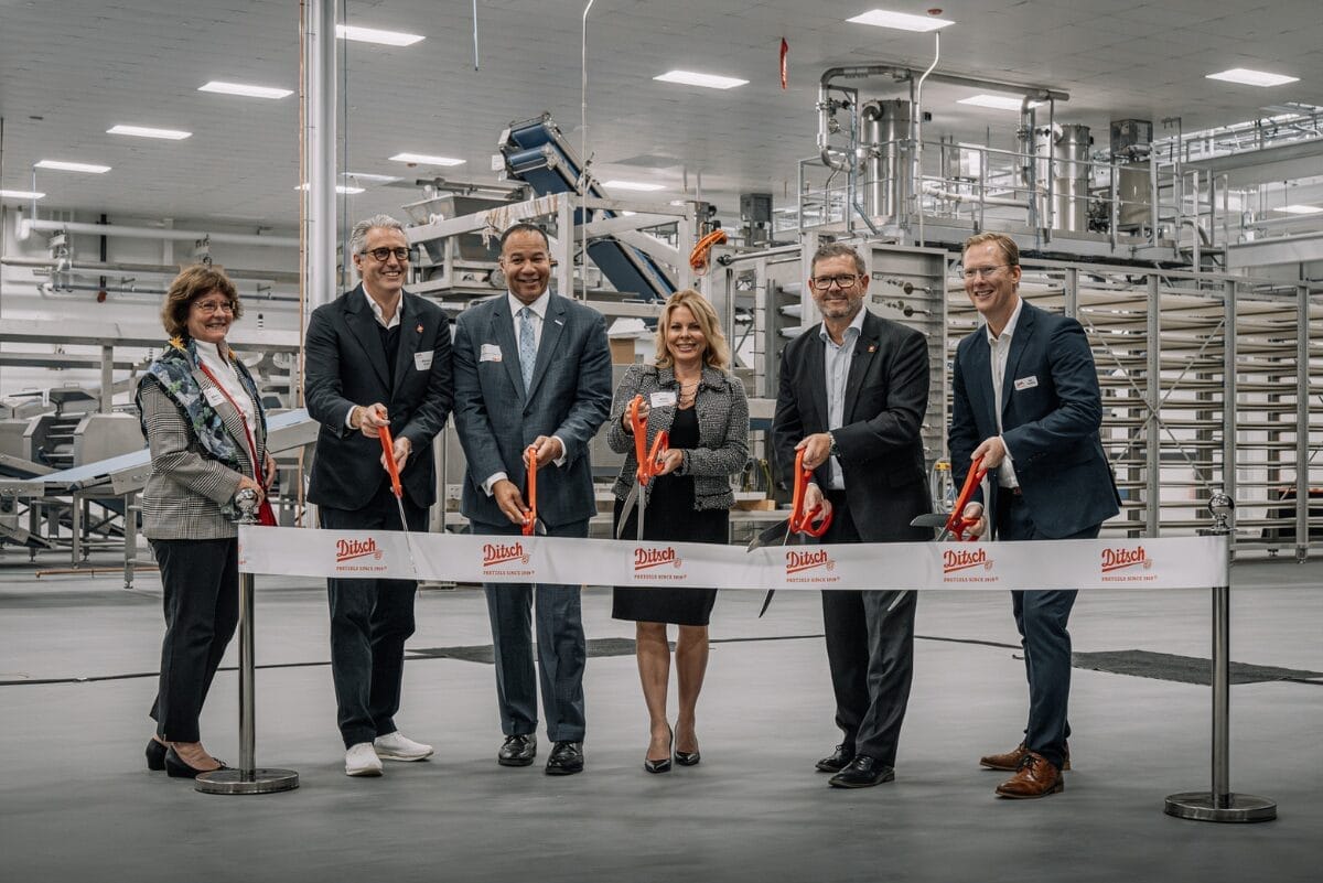 Executives from Ditsch USA at ribbon-cutting of new Kemper facility in Springdale, OH