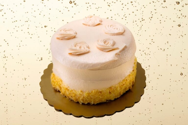 Zaro's Family Bakery Peach Champagne Cake