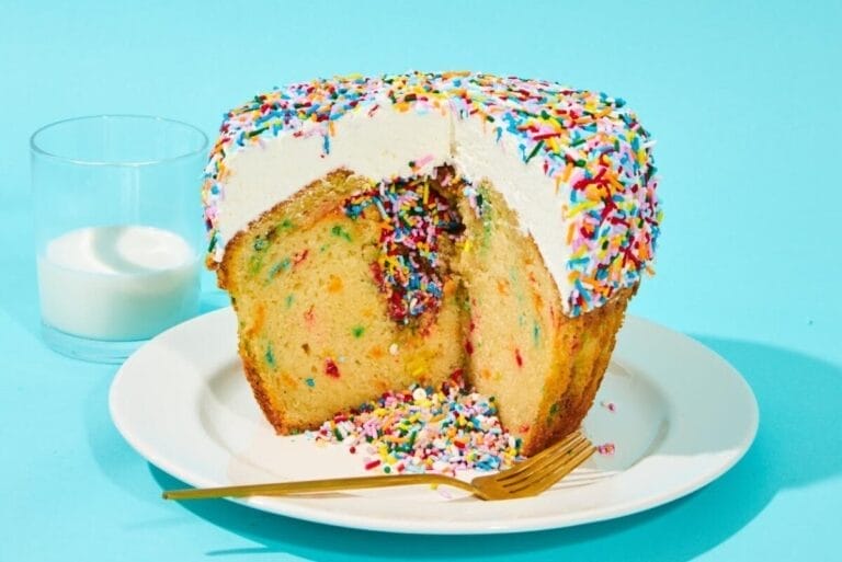 Crumbs Bakeshop goes colossal, launches giant-sized cupcake